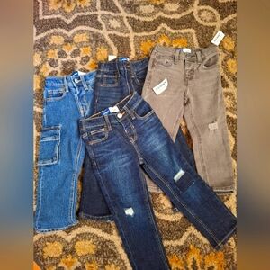 Old Navy Toddler Boys Jeans Bundle of 4 Pair size 2T NEW